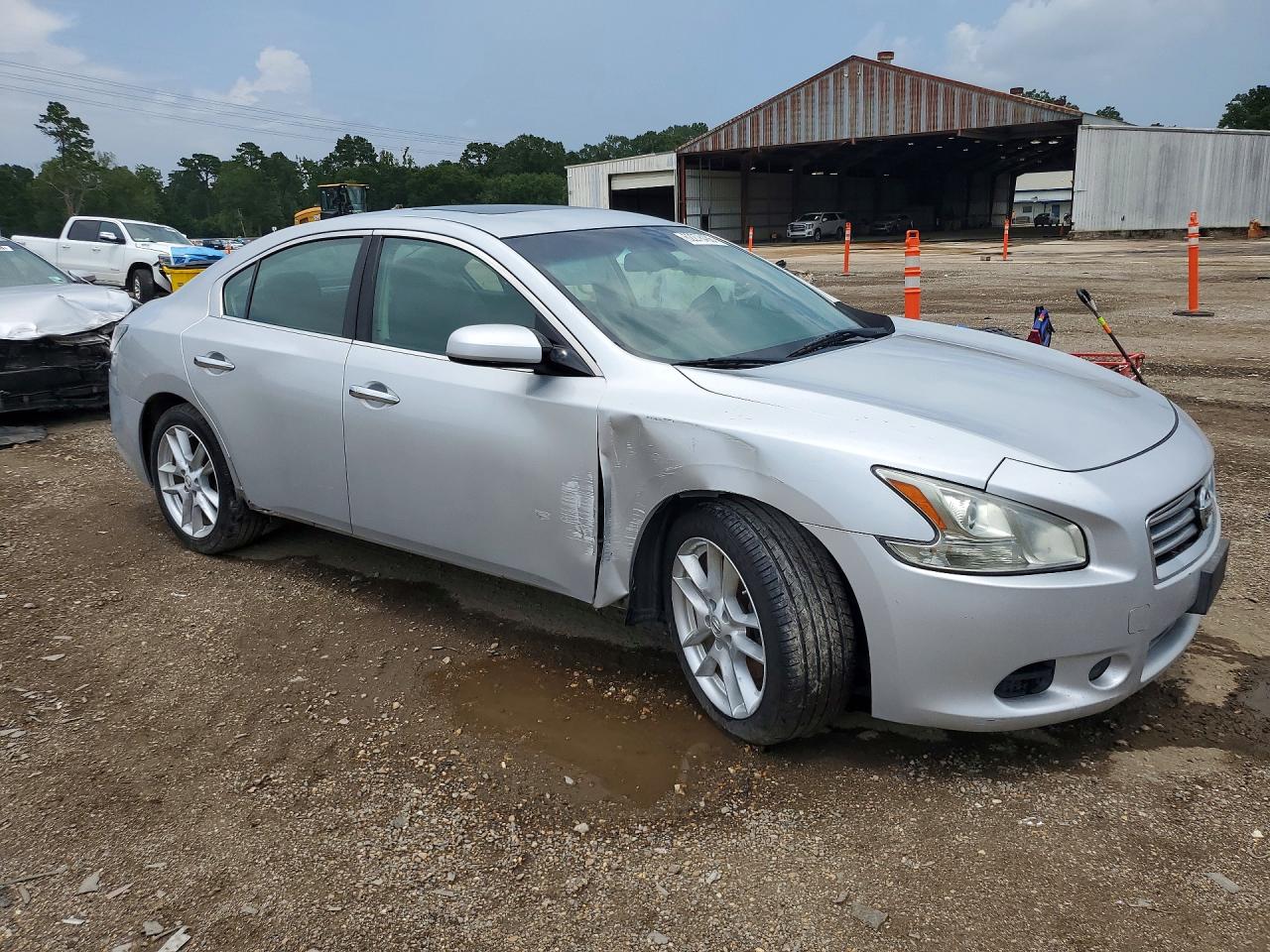 2012 NISSAN MAXIMA