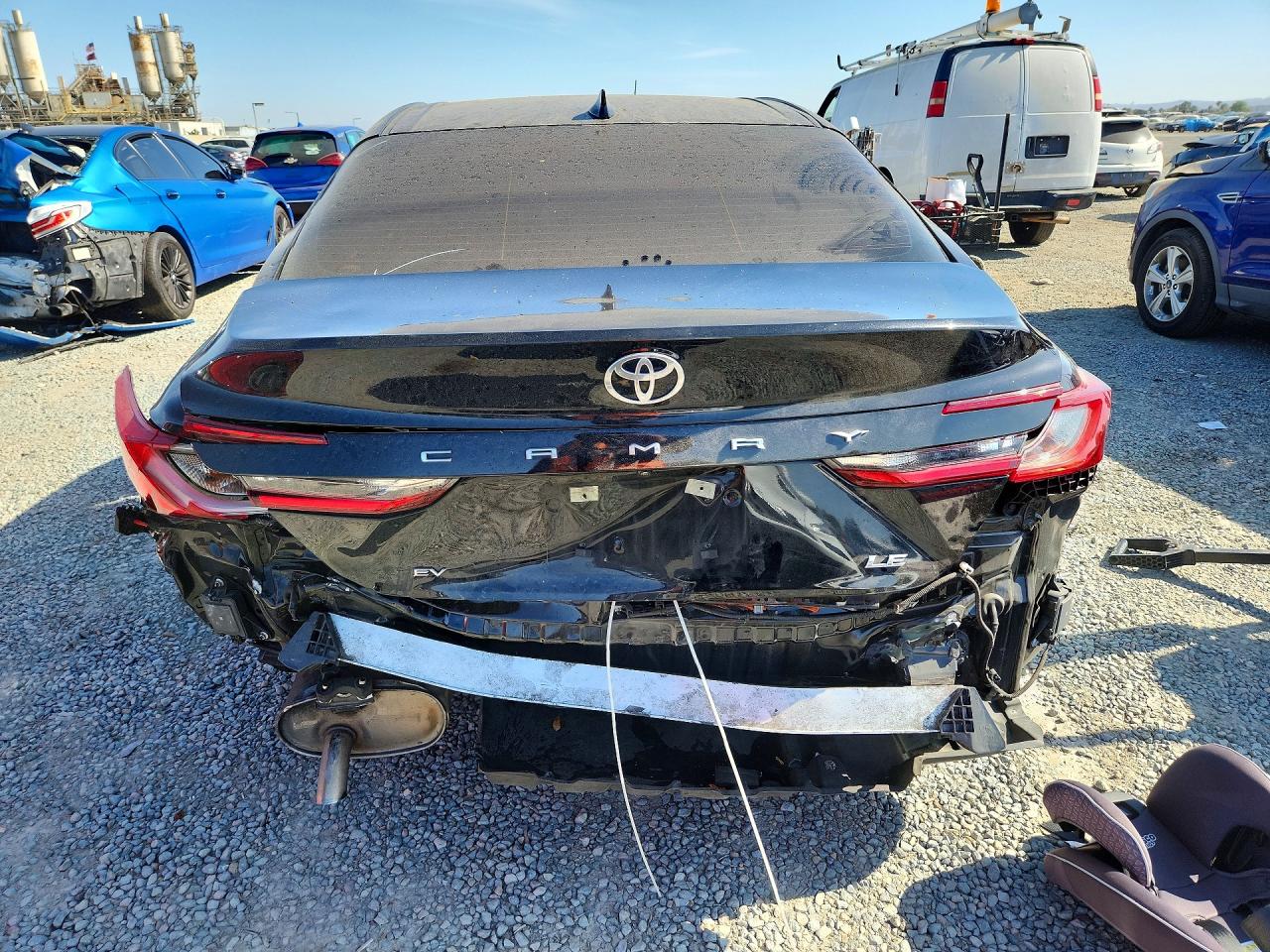 2025 TOYOTA CAMRY