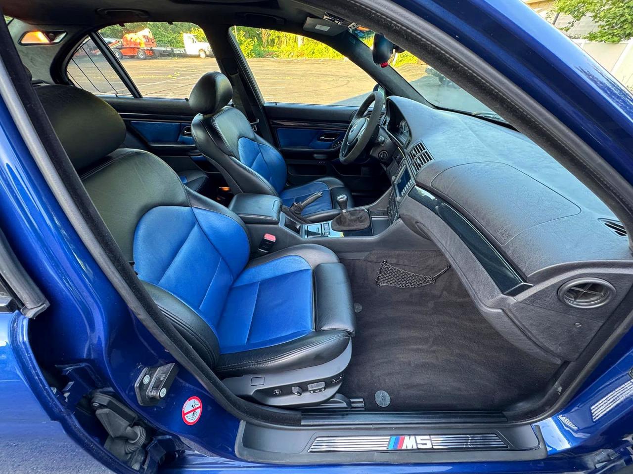 2001 BMW M5