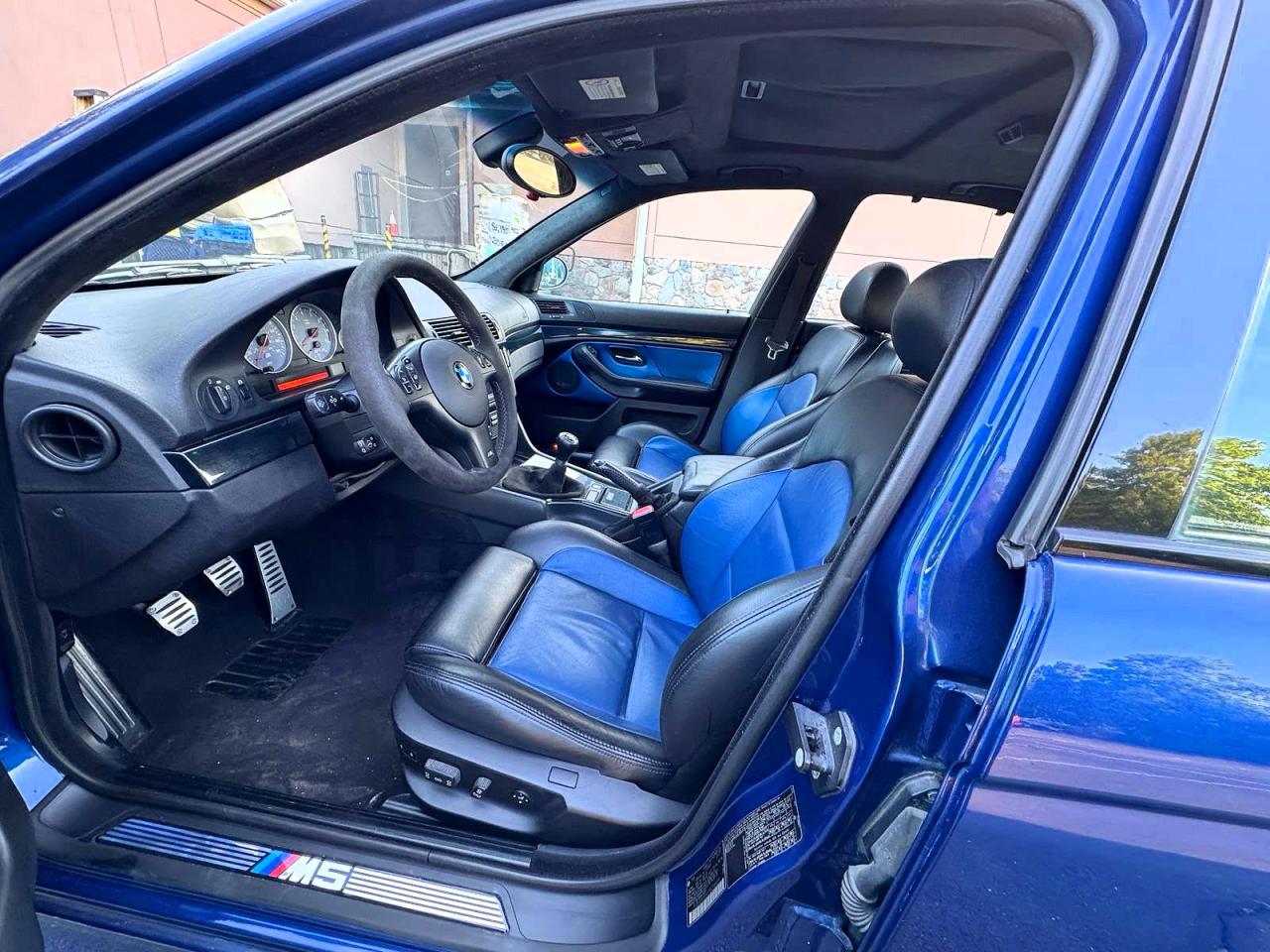 2001 BMW M5