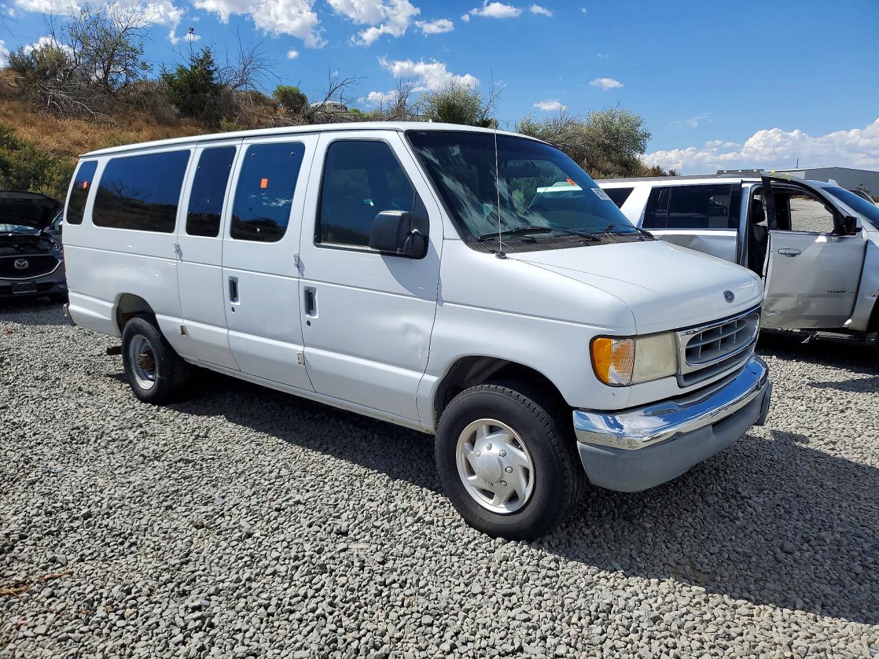 2000 FORD ECONOLINE