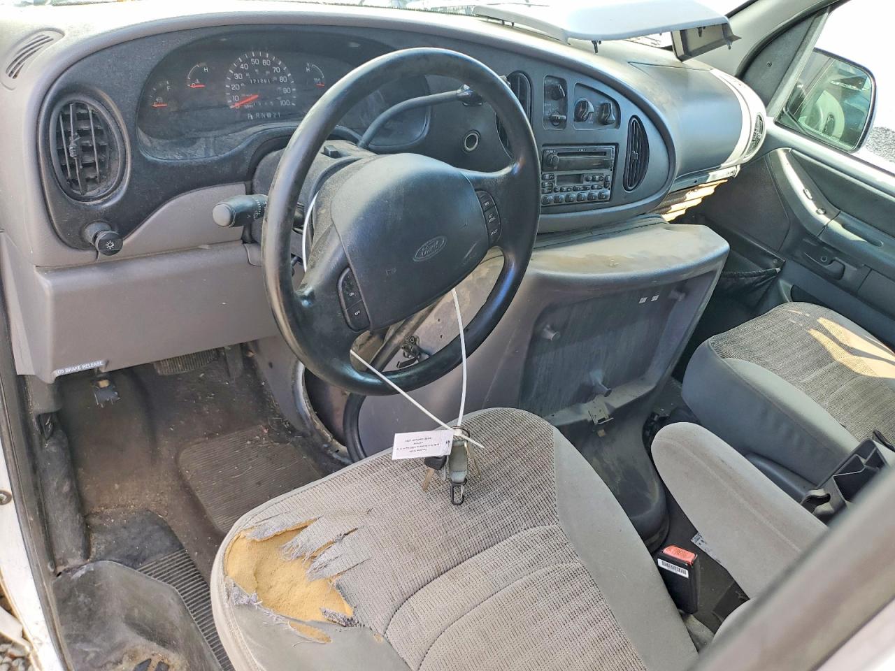 2000 FORD ECONOLINE