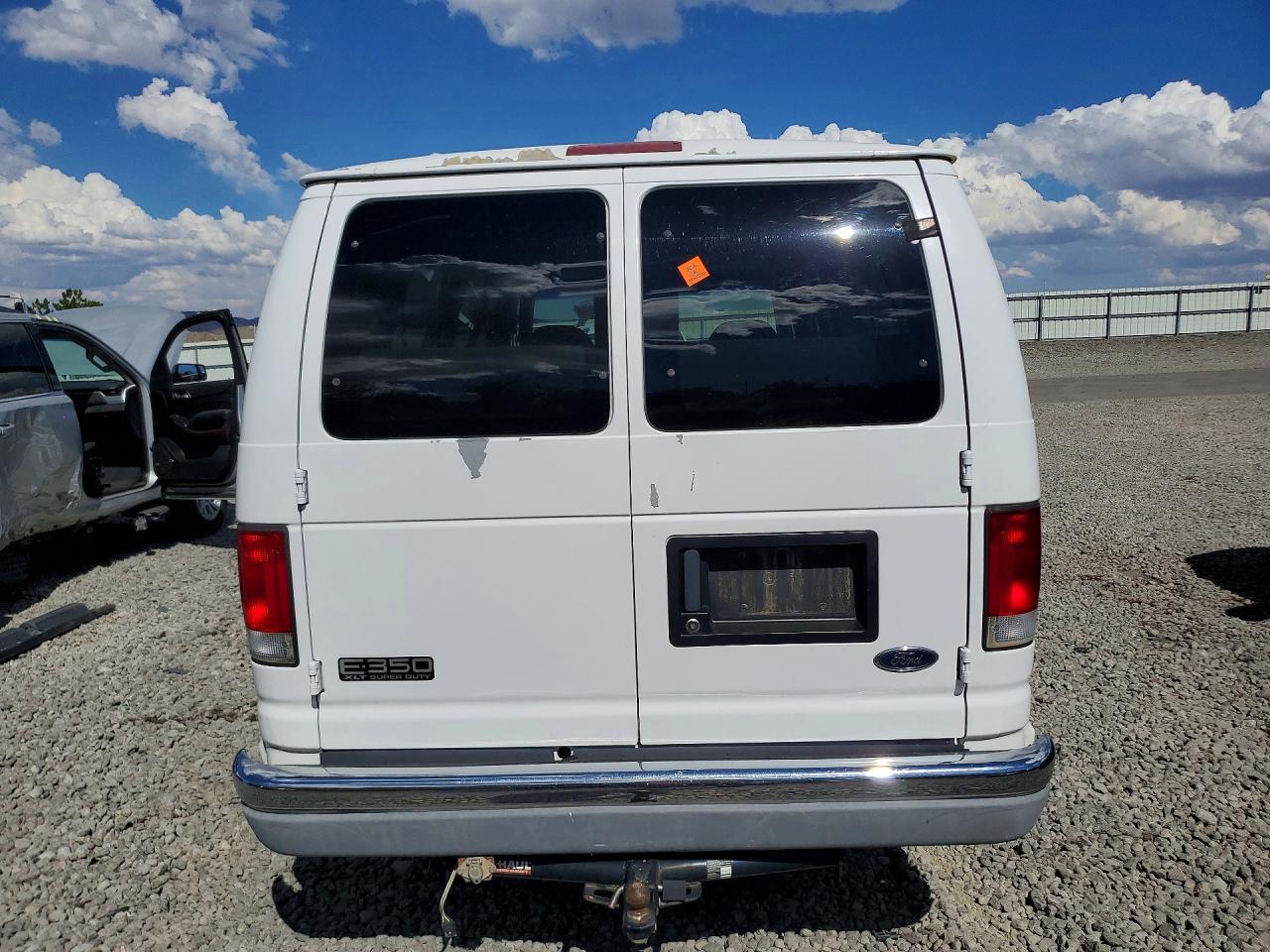 2000 FORD ECONOLINE