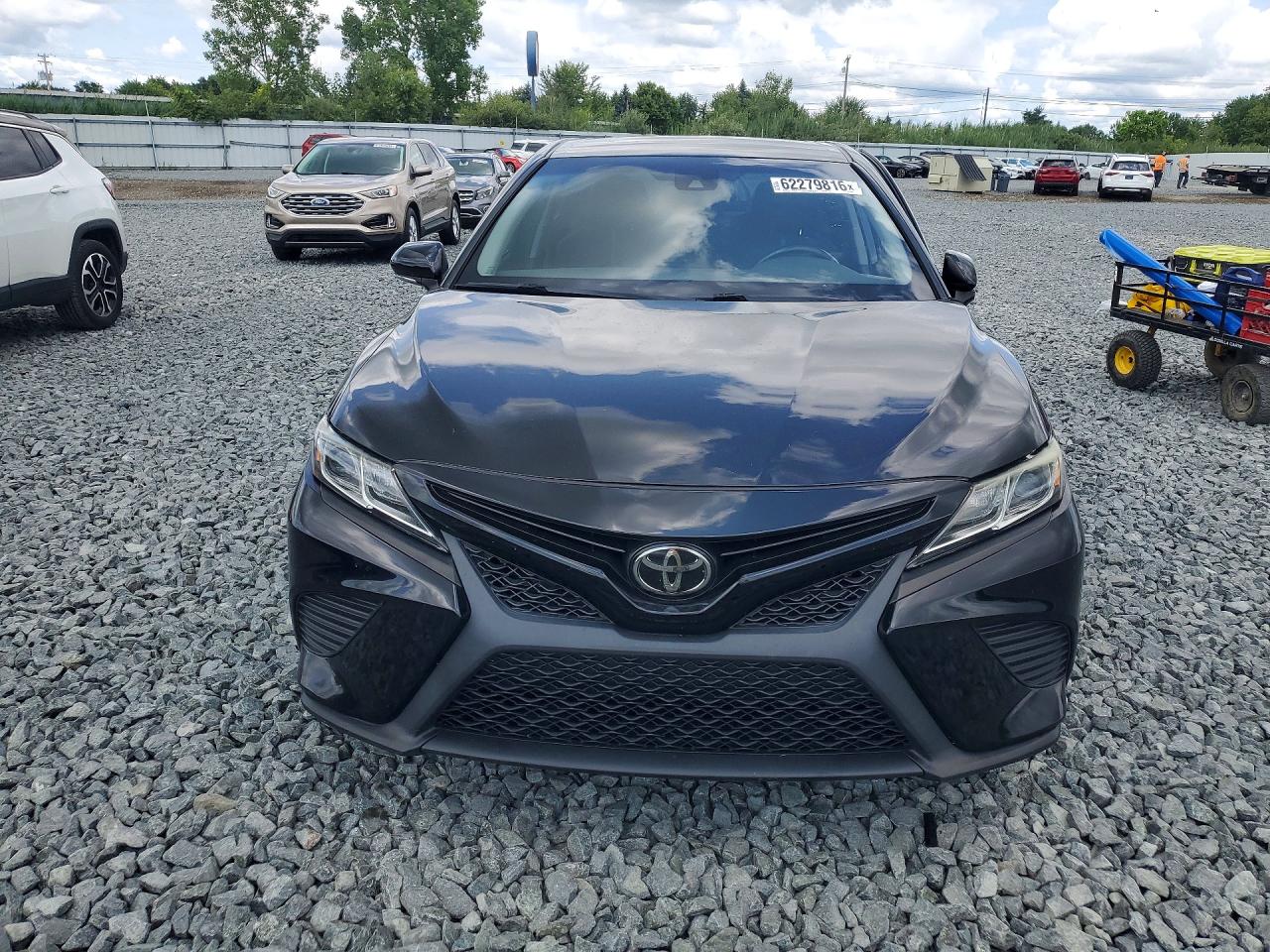 2019 TOYOTA CAMRY