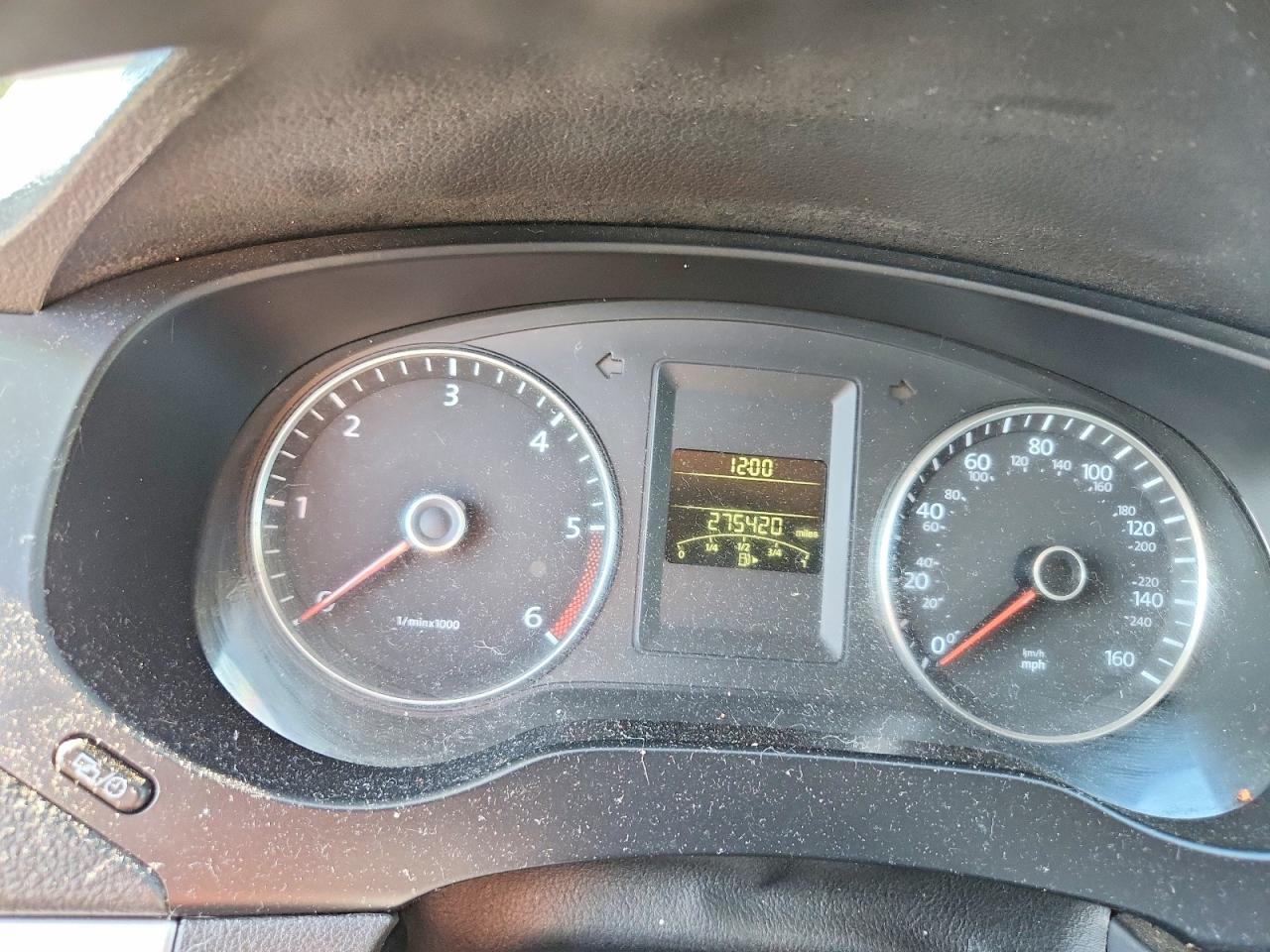 2012 VOLKSWAGEN JETTA