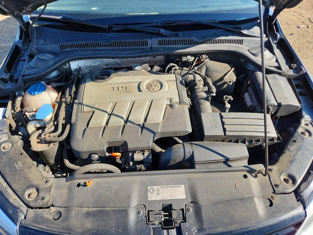 2012 VOLKSWAGEN JETTA