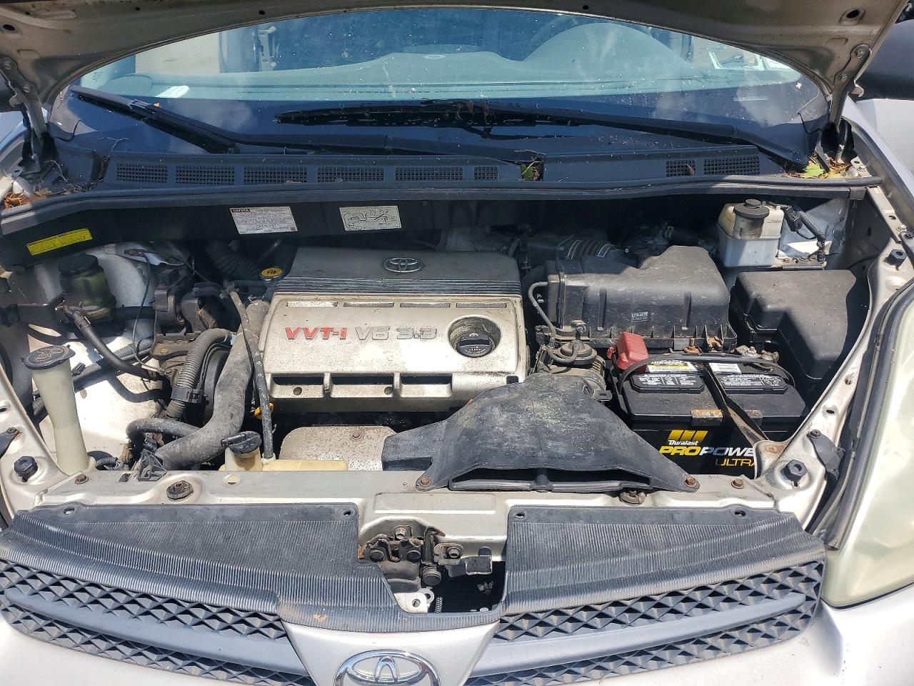 2004 TOYOTA SIENNA