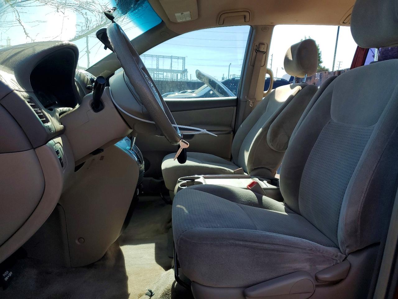 2006 TOYOTA SIENNA