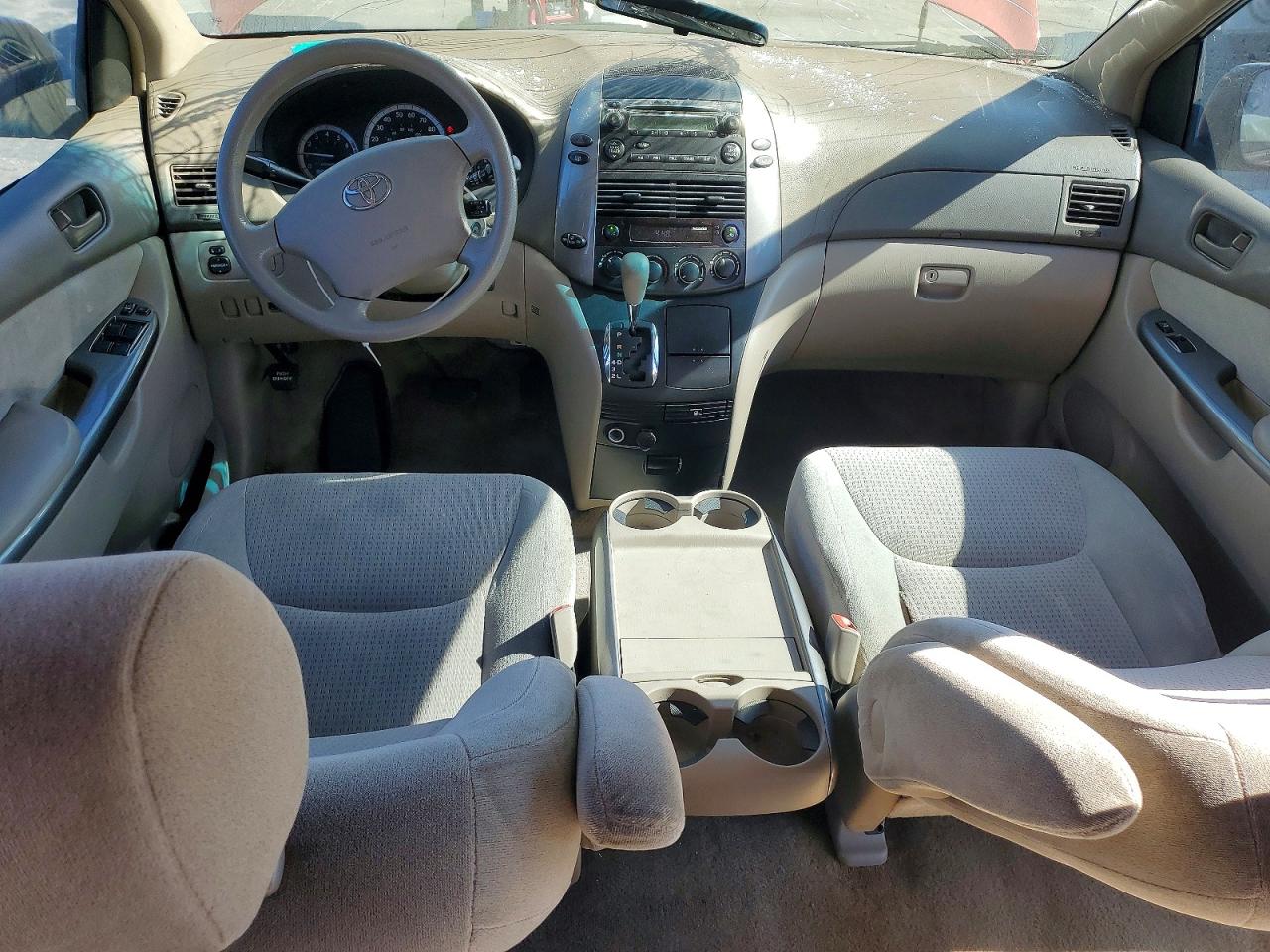 2006 TOYOTA SIENNA
