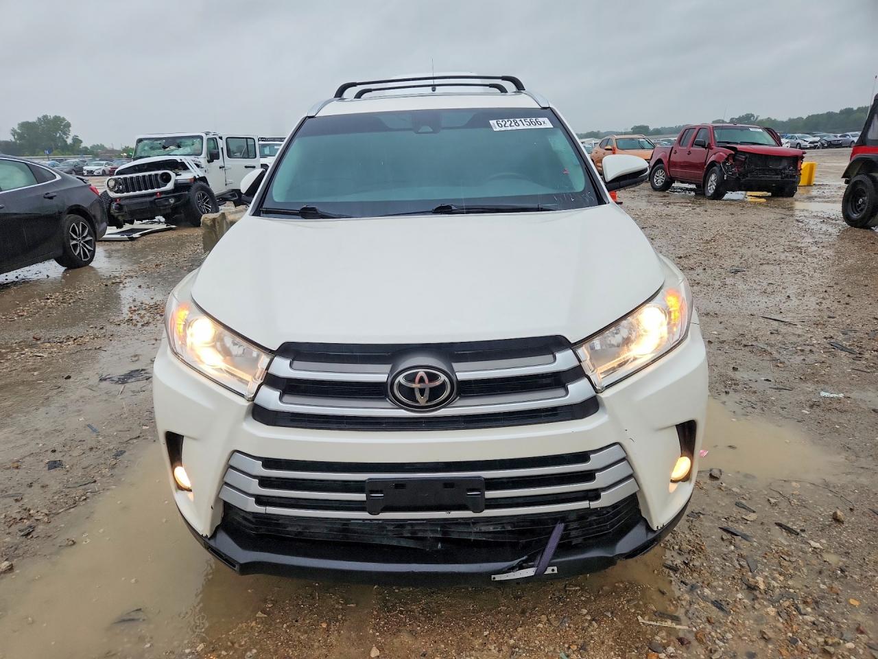 2019 TOYOTA HIGHLANDER