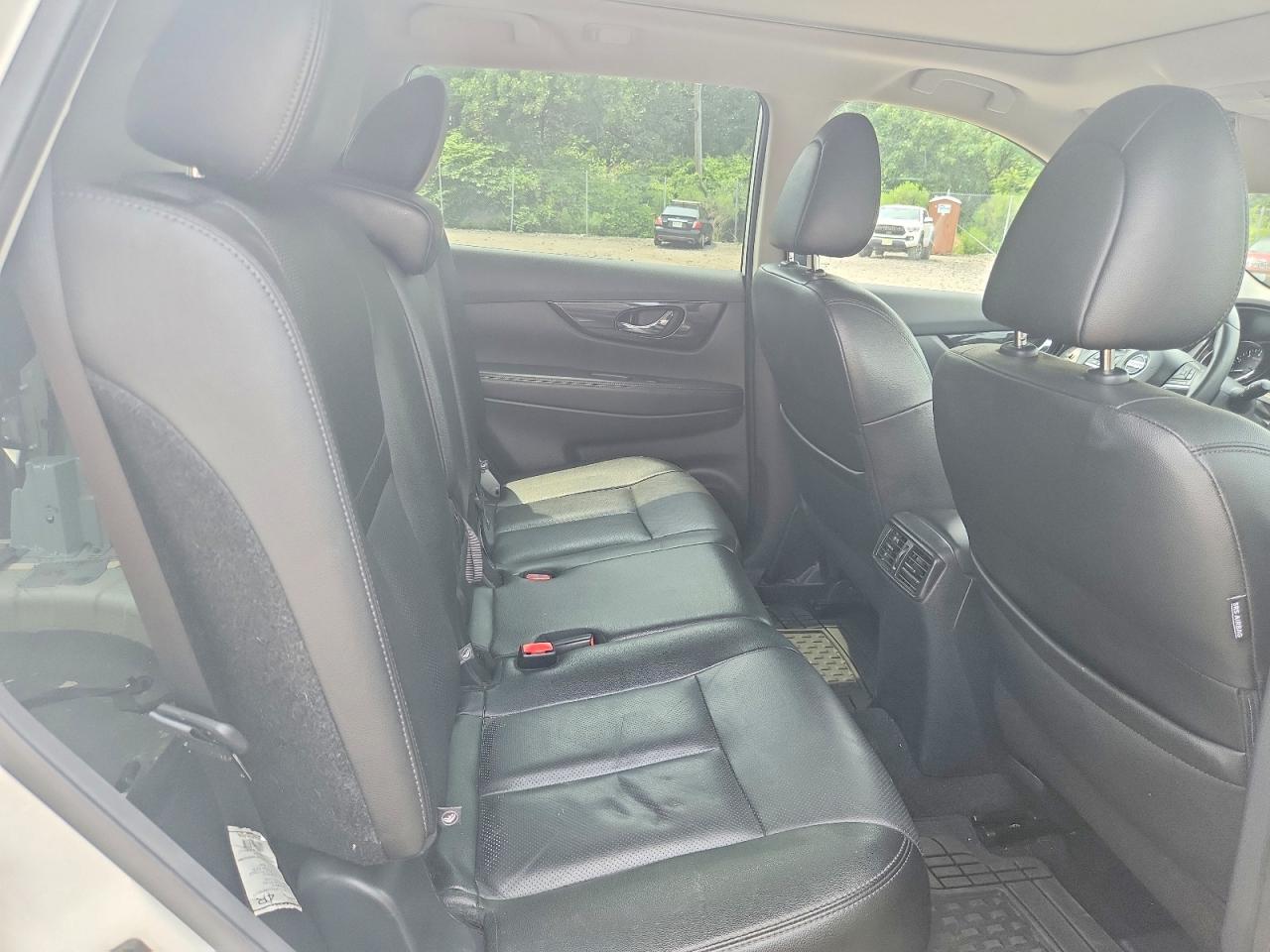 2019 NISSAN ROGUE