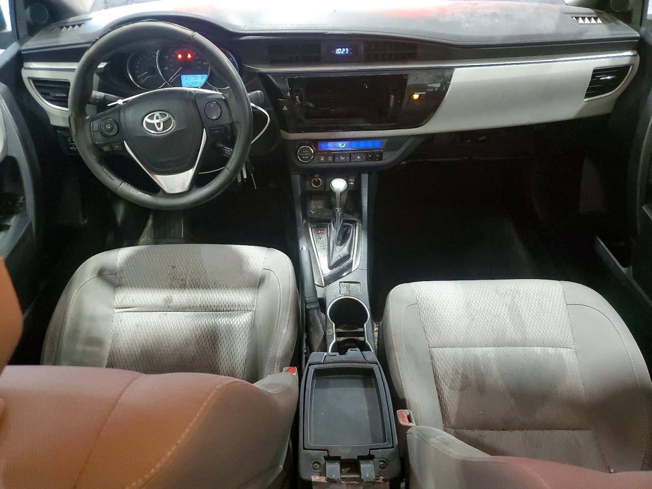 2015 TOYOTA COROLLA