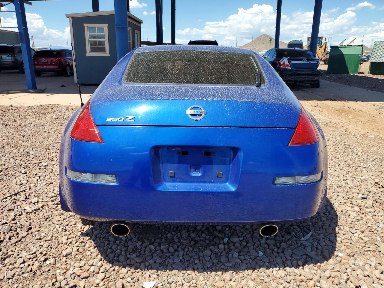 2005 NISSAN 350Z