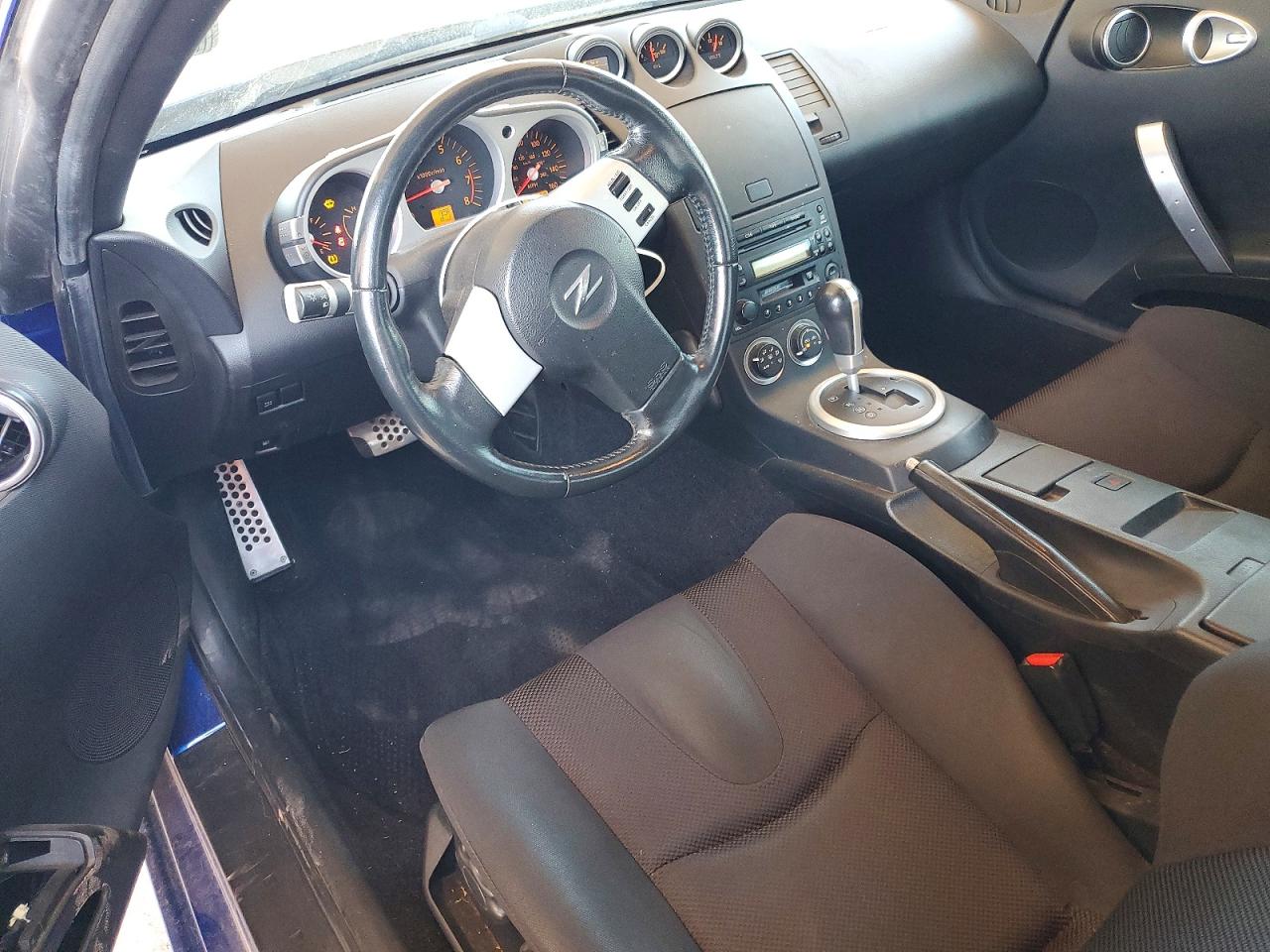 2005 NISSAN 350Z