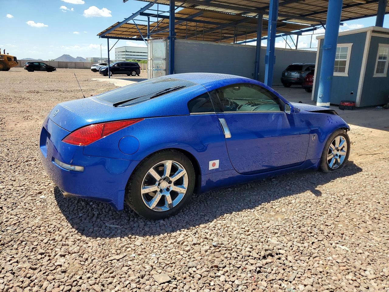 2005 NISSAN 350Z