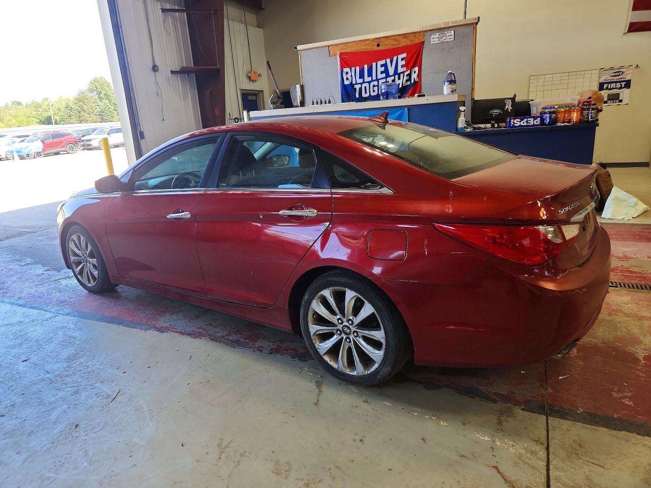 2011 HYUNDAI SONATA