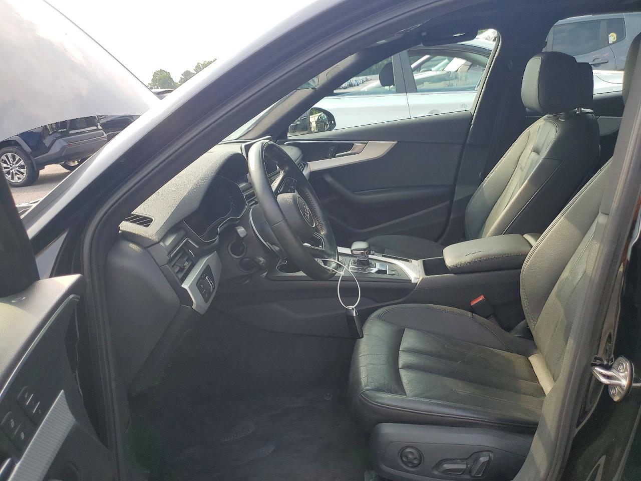 2017 AUDI A4