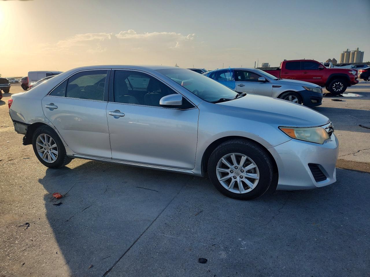 2012 TOYOTA CAMRY