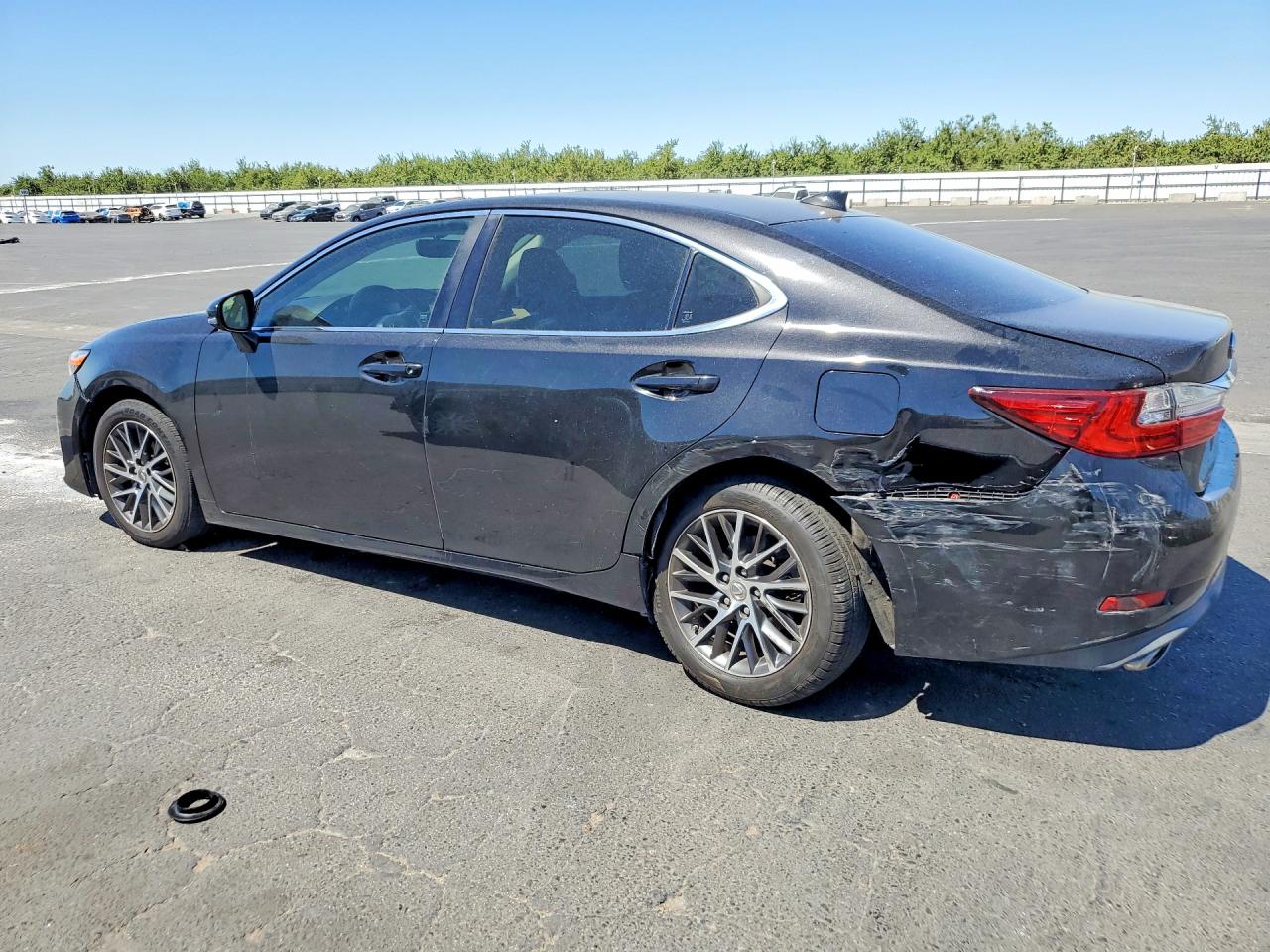 2016 LEXUS ES350