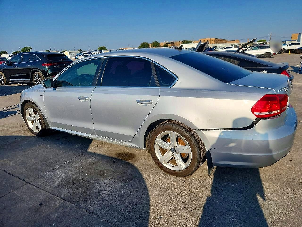 2015 VOLKSWAGEN PASSAT