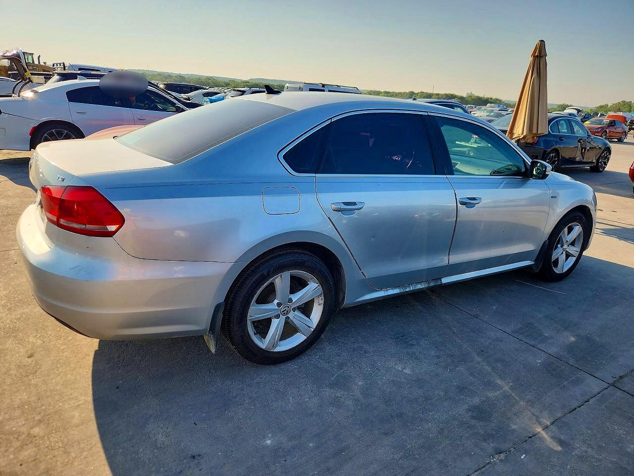 2015 VOLKSWAGEN PASSAT