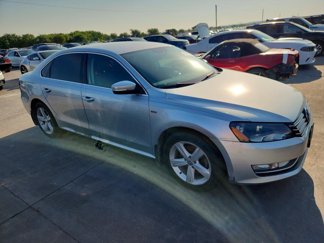 2015 VOLKSWAGEN PASSAT