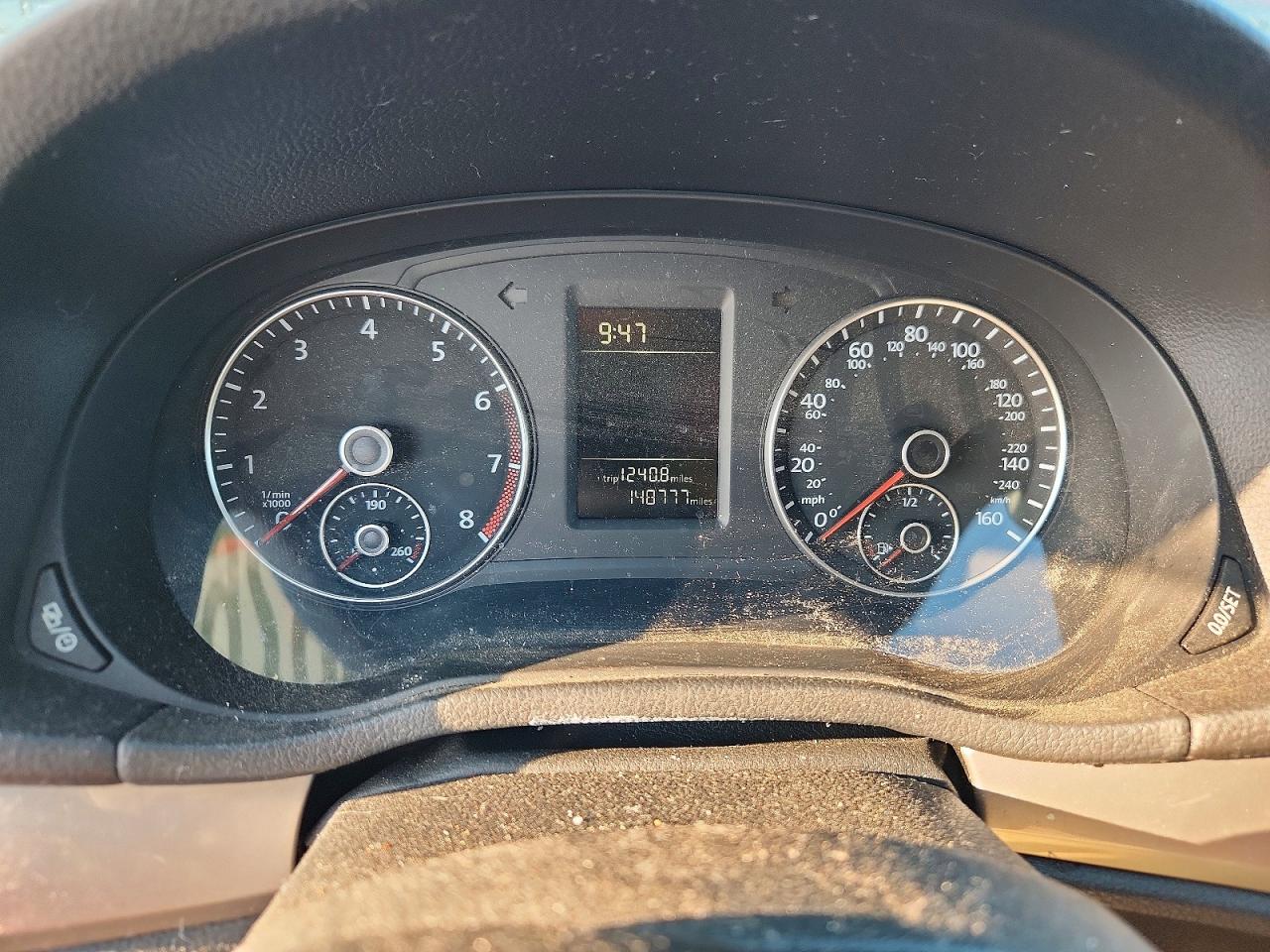 2015 VOLKSWAGEN PASSAT