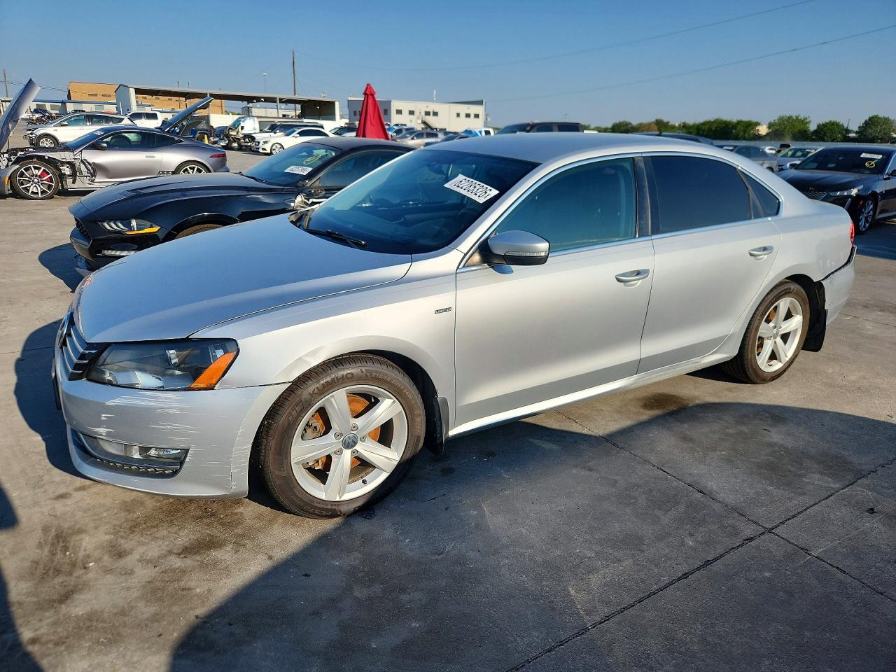 2015 VOLKSWAGEN PASSAT