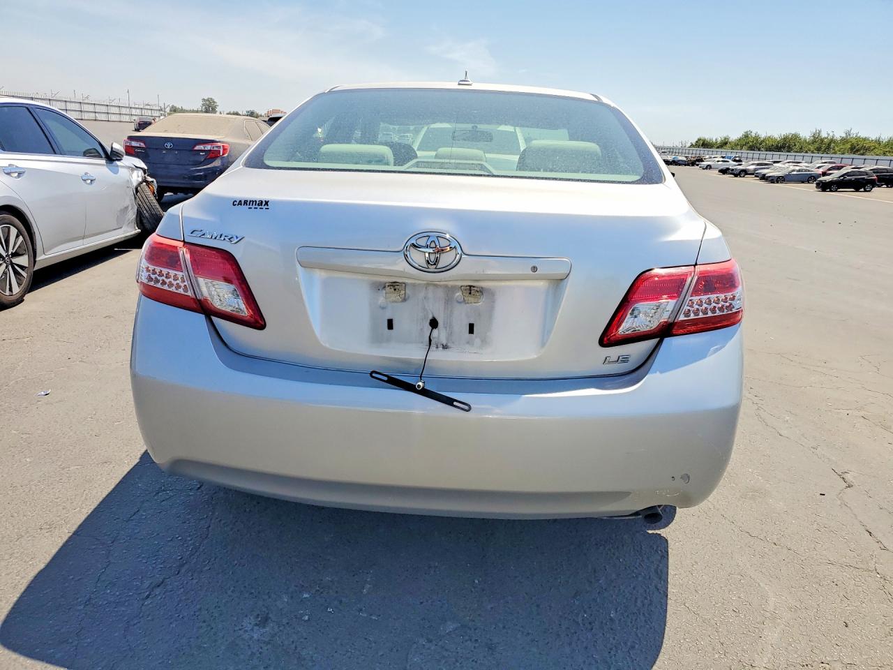 2011 TOYOTA CAMRY