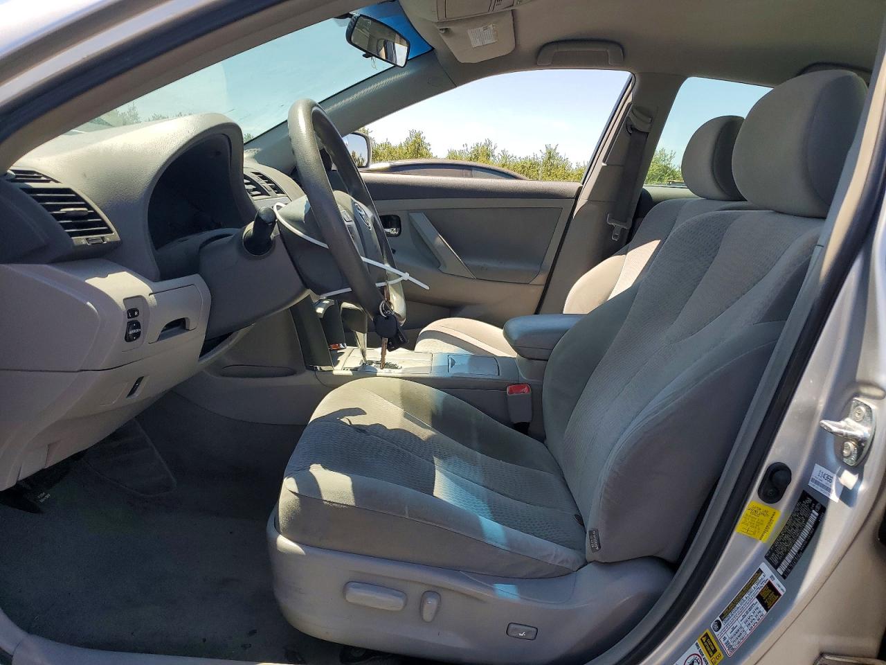 2011 TOYOTA CAMRY
