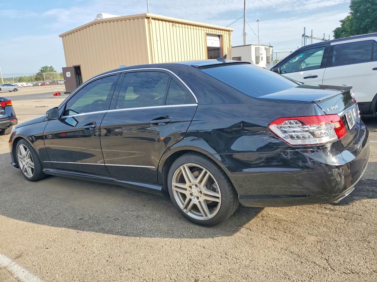 2010 MERCEDES-BENZ E-CLASS
