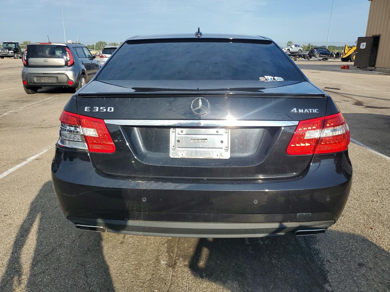 2010 MERCEDES-BENZ E-CLASS