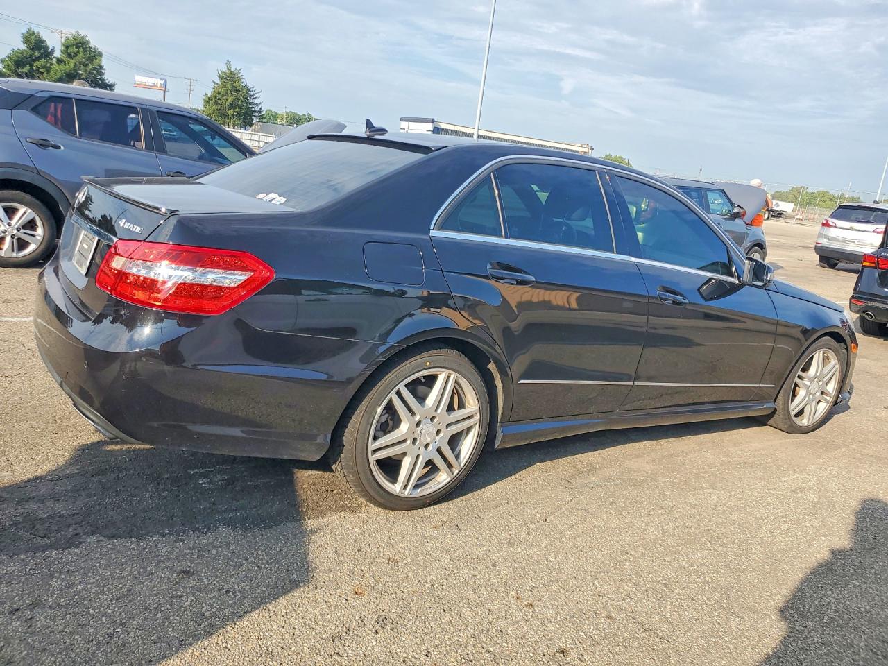 2010 MERCEDES-BENZ E-CLASS