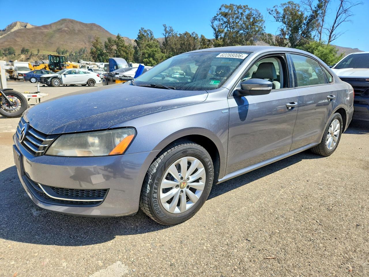 2015 VOLKSWAGEN PASSAT