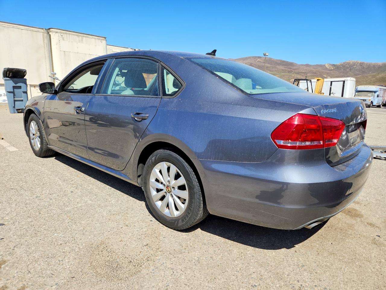 2015 VOLKSWAGEN PASSAT