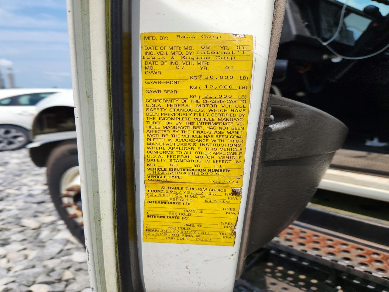 2002 INTERNATIONAL 4000 SERIE