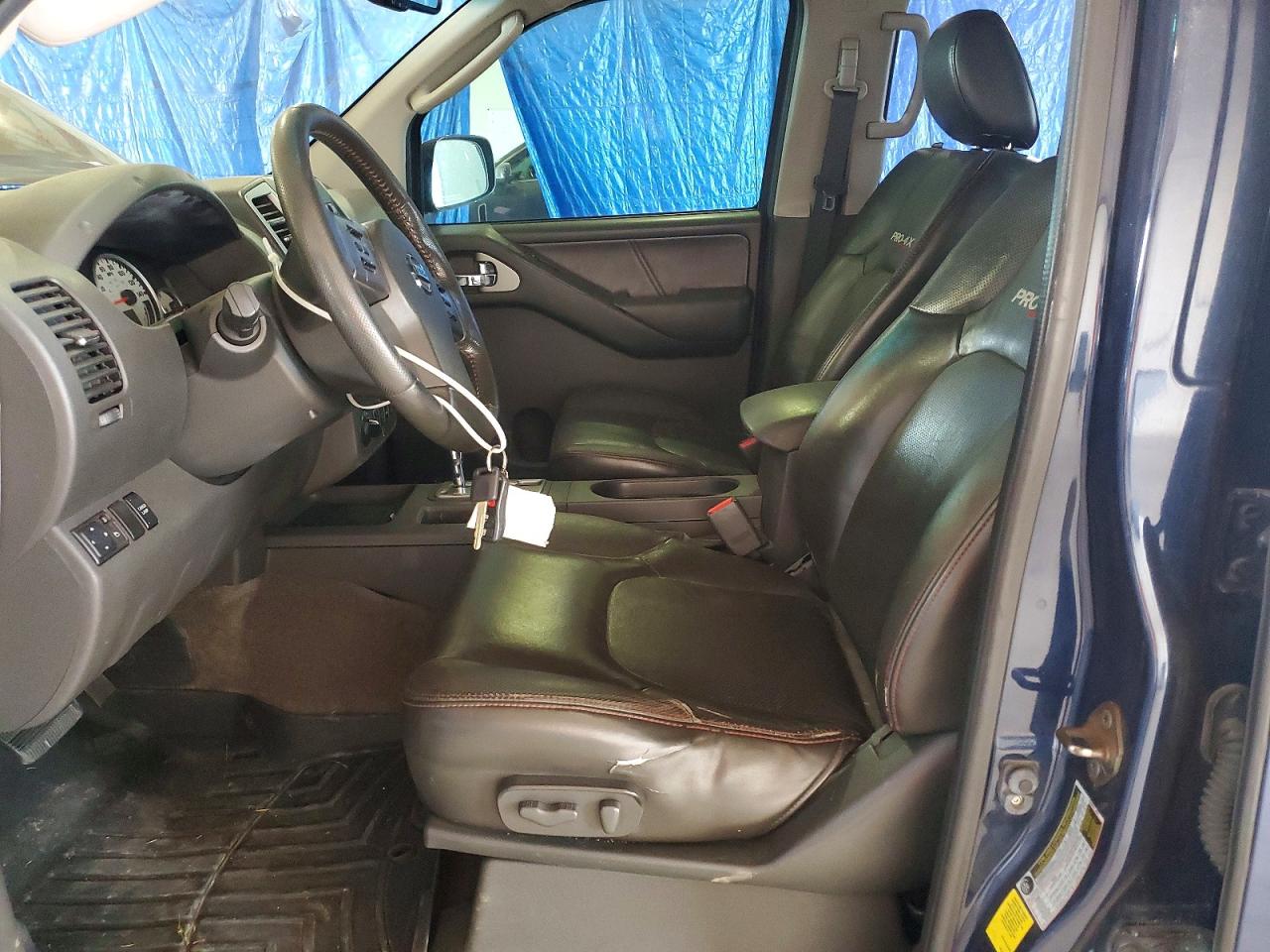2011 NISSAN FRONTIER