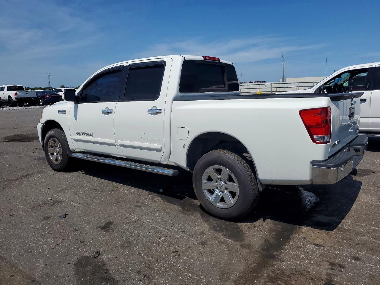 2014 NISSAN TITAN