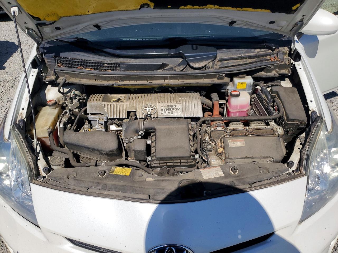2015 TOYOTA PRIUS