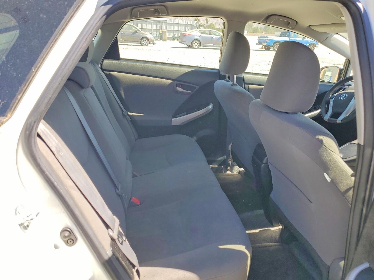 2015 TOYOTA PRIUS