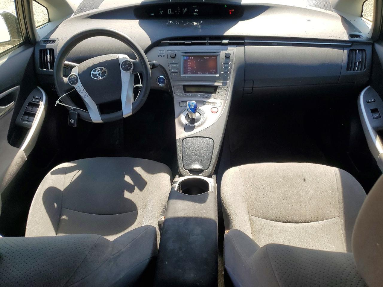 2015 TOYOTA PRIUS