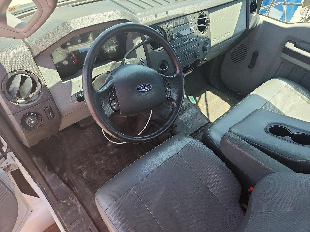 2015 FORD F650