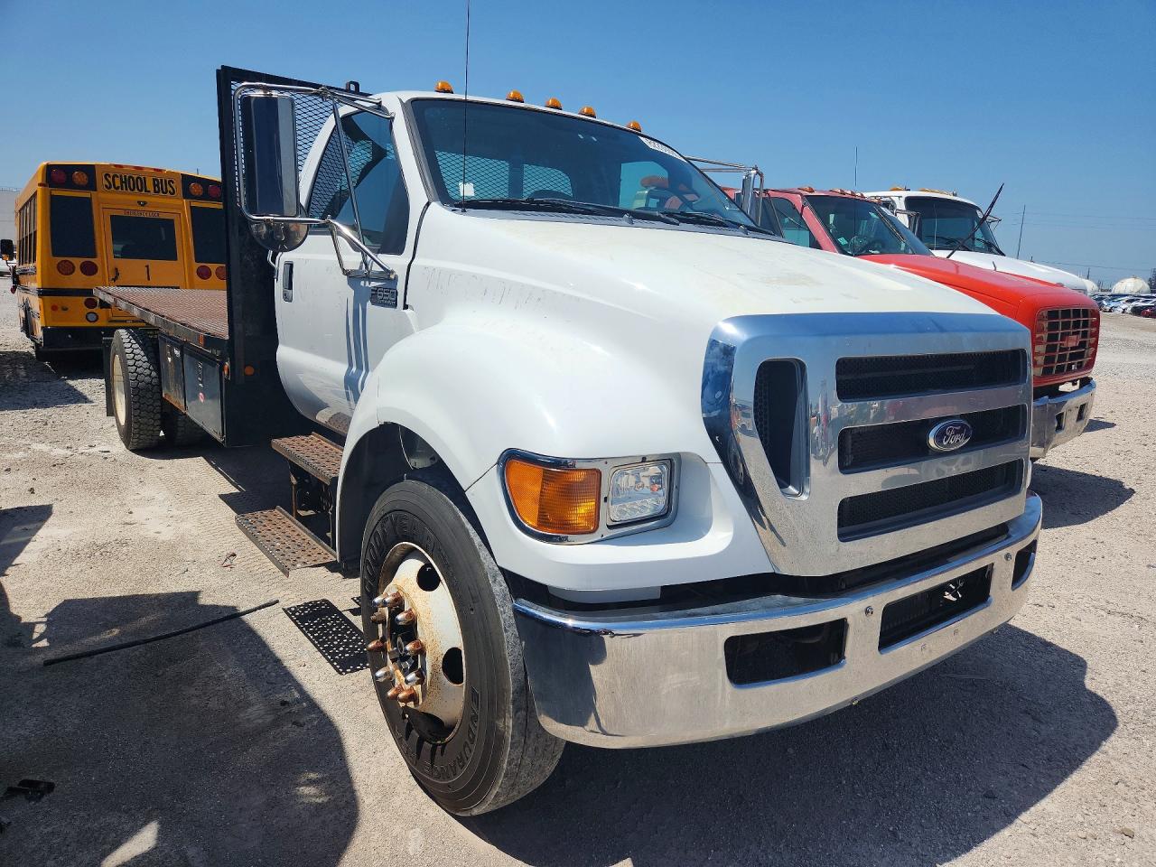 2015 FORD F650