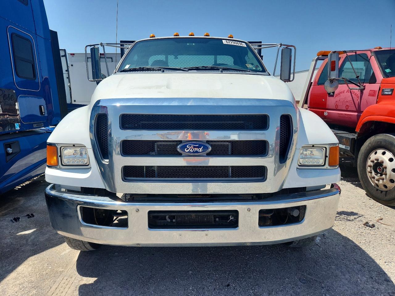 2015 FORD F650