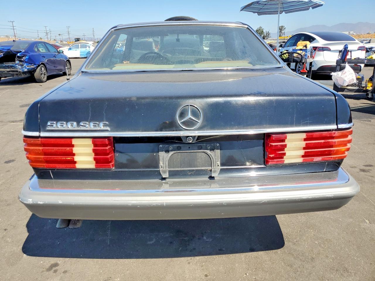1986 MERCEDES-BENZ 560-CLASS