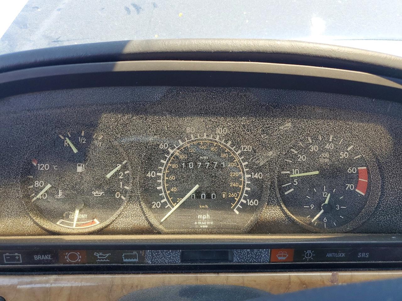 1986 MERCEDES-BENZ 560-CLASS
