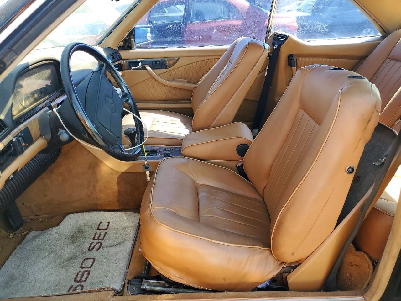 1986 MERCEDES-BENZ 560-CLASS