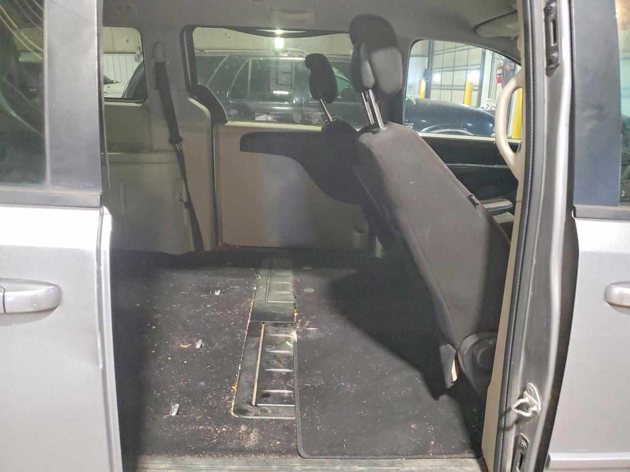 2013 DODGE CARAVAN