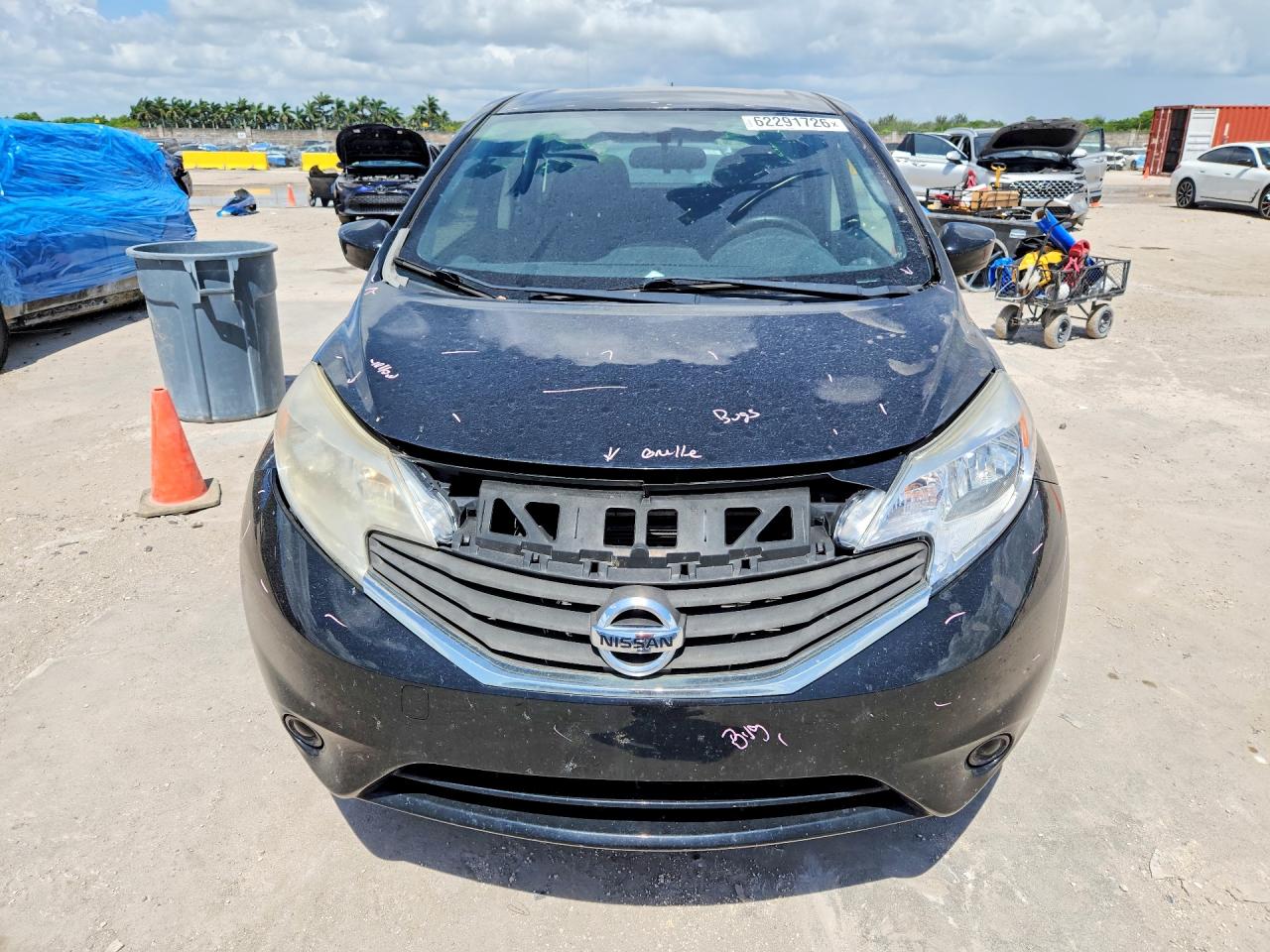 2015 NISSAN VERSA