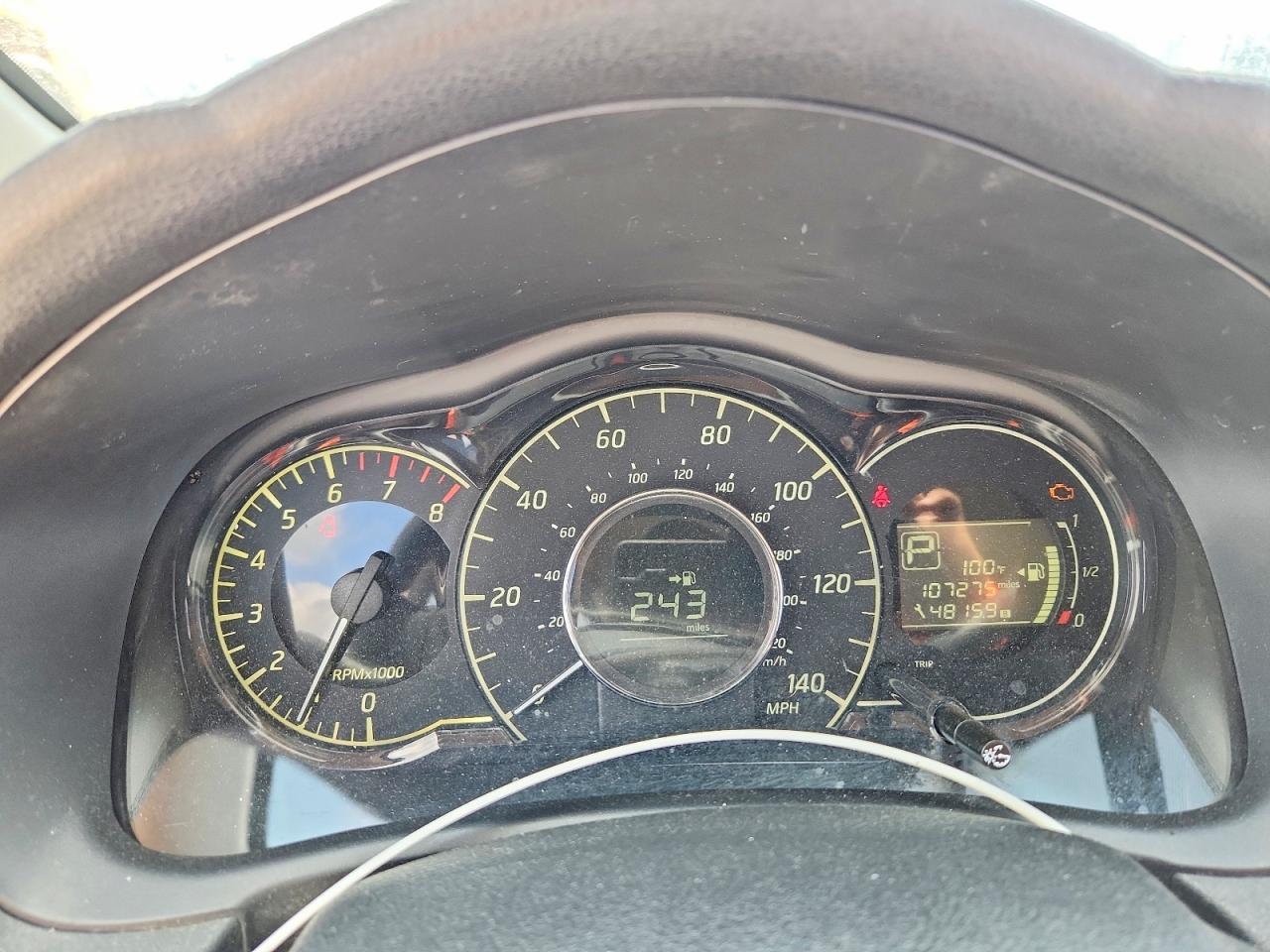 2015 NISSAN VERSA